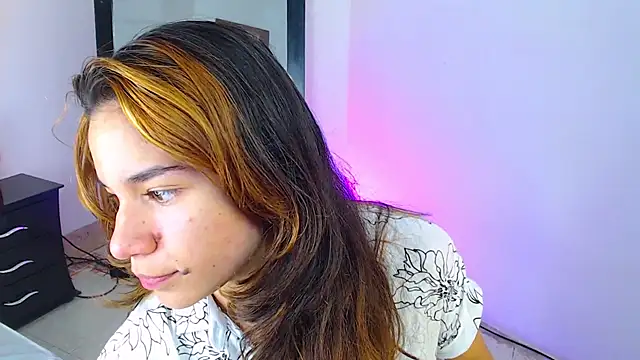 miascarlet 16 online show from 14, 1, 2026