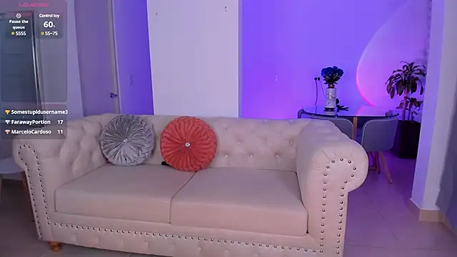 Snapshot of MeganScott chatting on 26, 1, 2025 MeganScott online show from 26, 1, 2025