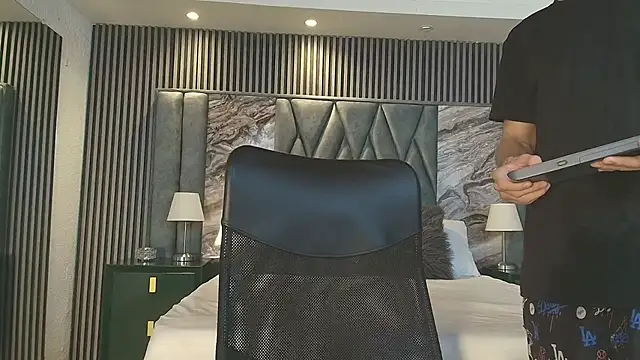 Michael blue online show from 6, 1, 2026