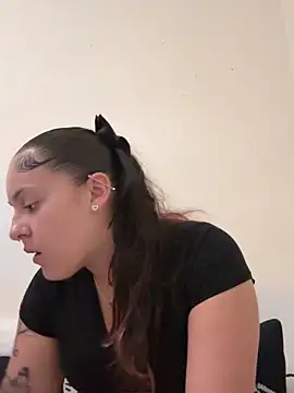 babykalirose online show from 31, 10, 2025