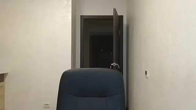 Silviaa a online show from 10, 11, 2025