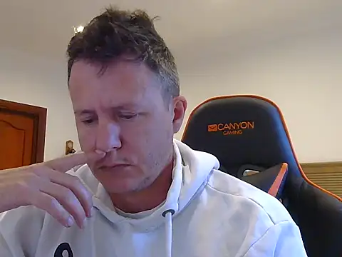 TroyDieselXXX online show from 5, 4, 2026