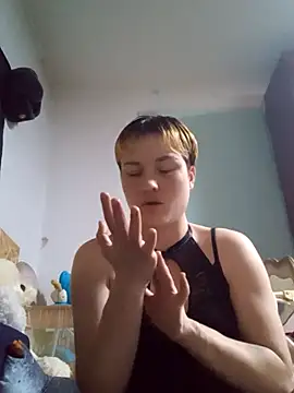 Snapshot of MoonIrene chatting on 29, 9, 2025 MoonIrene online show from 29, 9, 2025