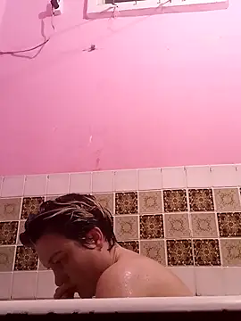 Snapshot of MoonIrene chatting on 13, 11, 2025 MoonIrene online show from 13, 11, 2025