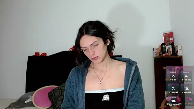 Snapshot of x_isabella_x chatting on 29, 11, 2025 x isabella x online show from 29, 11, 2025