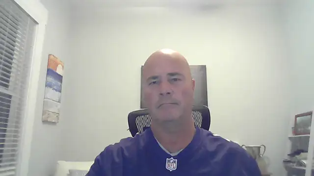 Snapshot of cyclone1212 chatting on 27, 10, 2025 cyclone1212 online show from 27, 10, 2025