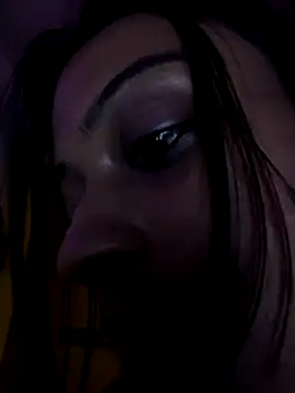 Your-Kitkat online show from 1, 12, 2025