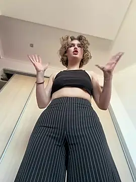 KellyKeler online show from 12, 2, 2026