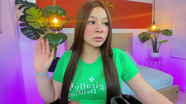 kitty sweeety  online show from 8, 10, 2025