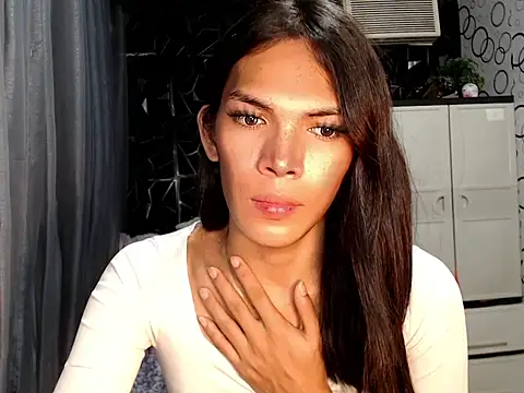 Snapshot of ladyhotcuming chatting on 31, 5, 2026 ladyhotcuming online show from 31, 5, 2026