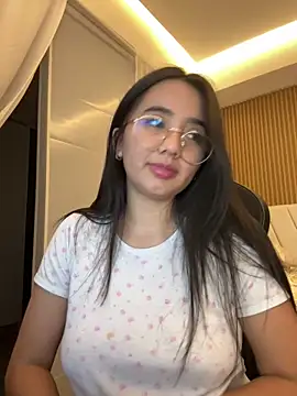 Snapshot of Michelle_Zoe chatting on 13, 3, 2026 Michelle Zoe online show from 13, 3, 2026