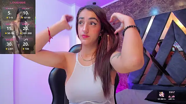 Snapshot of LexiVie_ chatting on 10, 10, 2025 LexiVie online show from 10, 10, 2025