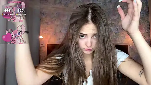 Snapshot of LoraDavi chatting on 13, 4, 2026 LoraDavi online show from 13, 4, 2026