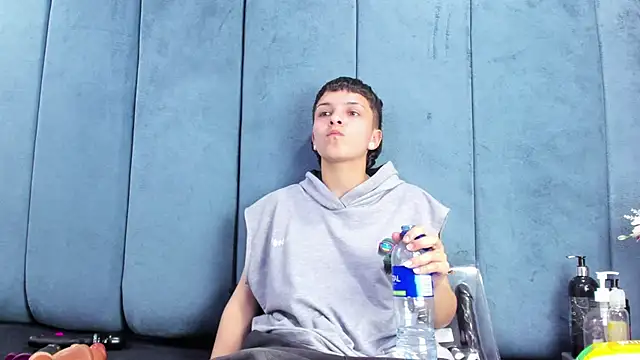 Megan Thompson  online show from 15, 2, 2026