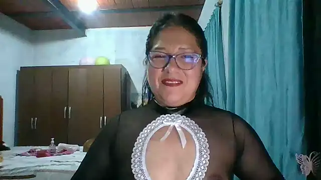 Snapshot of scarlett_widow_ chatting on 17, 9, 2025 scarlett widow online show from 17, 9, 2025