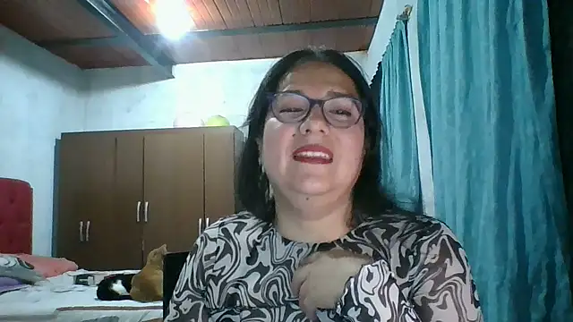 Snapshot of scarlett_widow_ chatting on 27, 9, 2025 scarlett widow online show from 27, 9, 2025