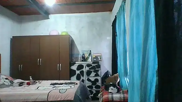 Snapshot of scarlett_widow_ chatting on 13, 10, 2025 scarlett widow online show from 13, 10, 2025