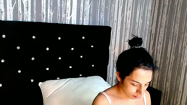 Alicee Moonn online show from 27, 2, 2026