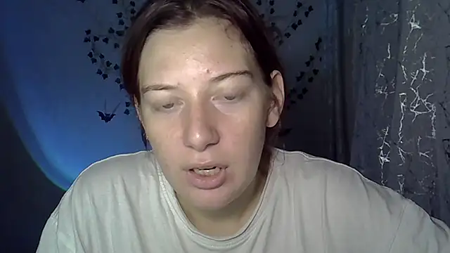 Lily Ember online show from 31, 10, 2025