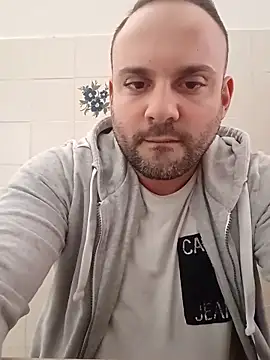 cazzoduroduro26 online show from 25, 2, 2026