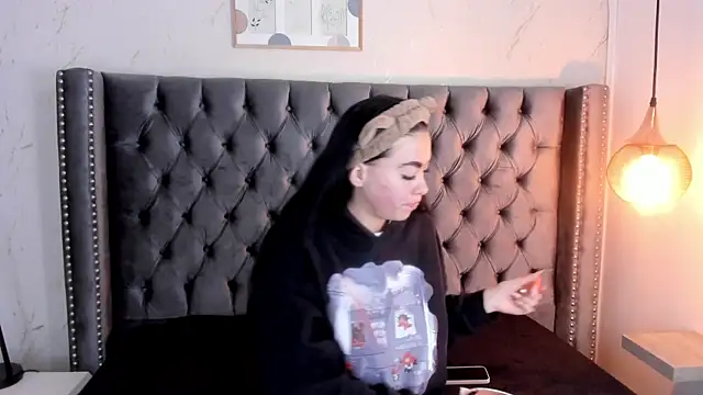Snapshot of Anya_Belth chatting on 21, 6, 2026 Anya Belth online show from 21, 6, 2026