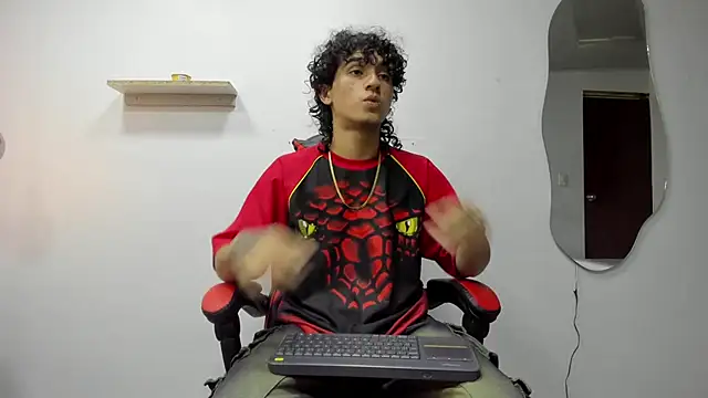 Snapshot of JackesTaylor chatting on 10, 10, 2025 JackesTaylor online show from 10, 10, 2025