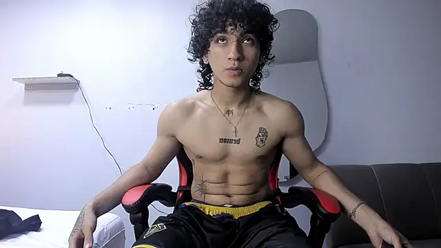 Snapshot of JackesTaylor chatting on 21, 12, 2025 JackesTaylor online show from 21, 12, 2025