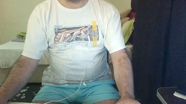 Snapshot of st206boy chatting on 1, 7, 2026 st206boy online show from 1, 7, 2026