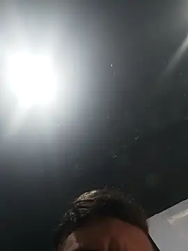 Snapshot of parejajuguetona420 chatting on 24, 11, 2025 parejajuguetona420 online show from 24, 11, 2025