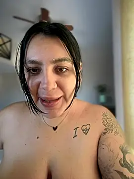 victoria amatista  online show from 2, 11, 2025