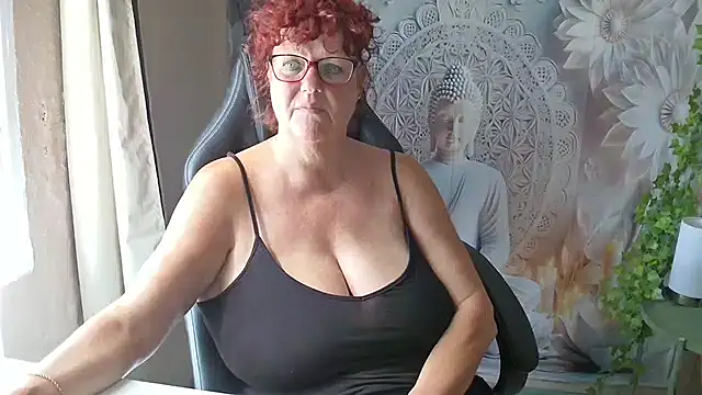 -Curvy- online show from 29, 7, 2026