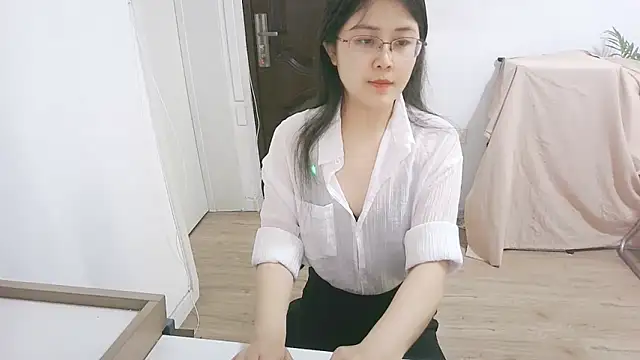 Snapshot of 98bunny chatting on 9, 4, 2026 98bunny online show from 9, 4, 2026