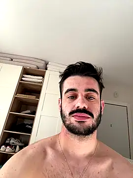 Snapshot of Carl242000 chatting on 18, 12, 2025 Carl242000 online show from 18, 12, 2025