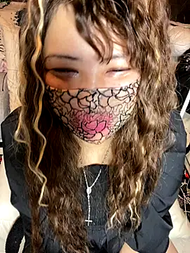 Snapshot of xoxLILxMELOxox chatting on 12, 10, 2025 xoxLILxMELOxox online show from 12, 10, 2025