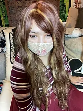 Snapshot of xoxLILxMELOxox chatting on 20, 10, 2025 xoxLILxMELOxox online show from 20, 10, 2025