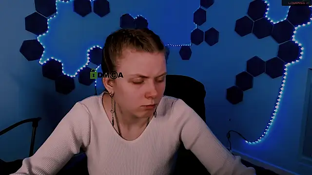 foxy tease  online show from 22, 11, 2025