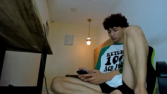 Darkknightx01 online show from 5, 10, 2025