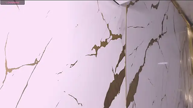 Snapshot of eimy_skinny_ chatting on 1, 2, 2026 eimy skinny online show from 1, 2, 2026