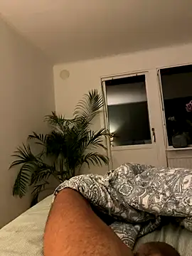 Snapshot of latina-pene chatting on 25, 9, 2025 latina-pene online show from 25, 9, 2025