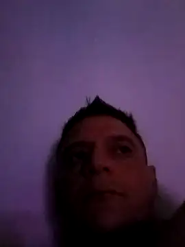 Snapshot of leon8013A chatting on 7, 11, 2025 leon8013A online show from 7, 11, 2025