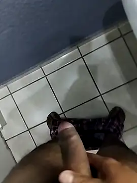 Snapshot of Leofj007 chatting on 31, 10, 2025 Leofj007 online show from 31, 10, 2025