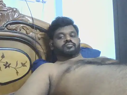 Snapshot of lustboystraight chatting on 13, 5, 2026 lustboystraight online show from 13, 5, 2026