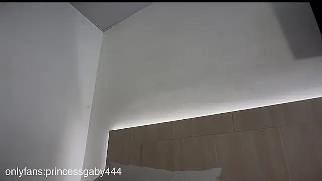 4444ngel online show from 23, 9, 2025