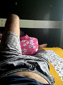 Snapshot of darkbluemoon chatting on 7, 11, 2025 darkbluemoon online show from 7, 11, 2025