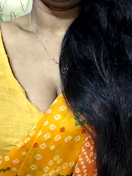 Hotty Sonali online show from 8, 10, 2025