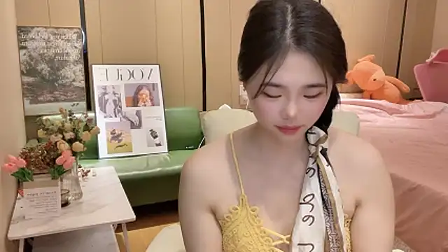 Snapshot of suki-1 chatting on 15, 10, 2025 suki-1 online show from 15, 10, 2025