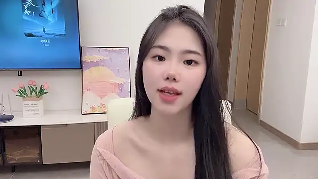 Snapshot of suki-1 chatting on 23, 10, 2025 suki-1 online show from 23, 10, 2025