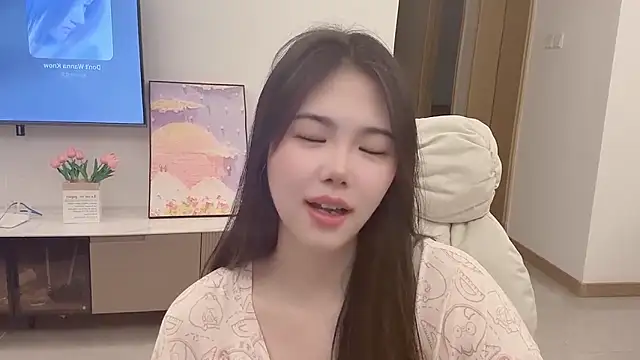 Snapshot of suki-1 chatting on 3, 11, 2025 suki-1 online show from 3, 11, 2025