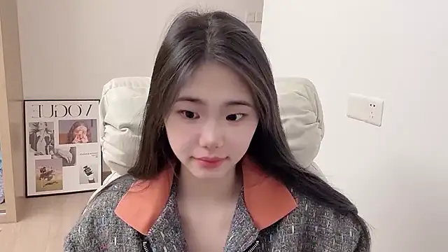 Snapshot of suki-1 chatting on 19, 11, 2025 suki-1 online show from 19, 11, 2025