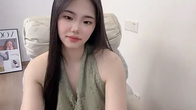 Snapshot of suki-1 chatting on 10, 7, 2026 suki-1 online show from 10, 7, 2026